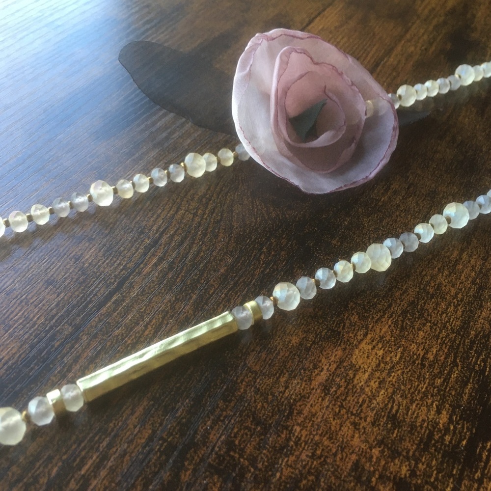 NWT Romantic 42” Mixed Media Necklace & Earring Set